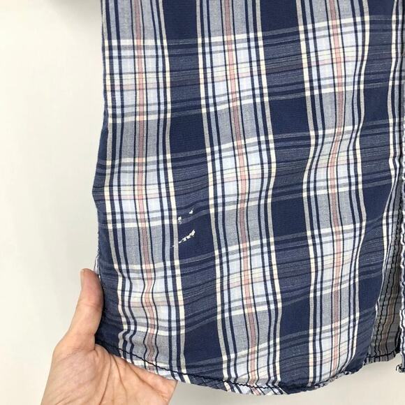 Izod Men's Plaid Button Up Shirt S Blue Pink Utility Roll Tab Long Sleeve Cotton - Picture 9 of 9